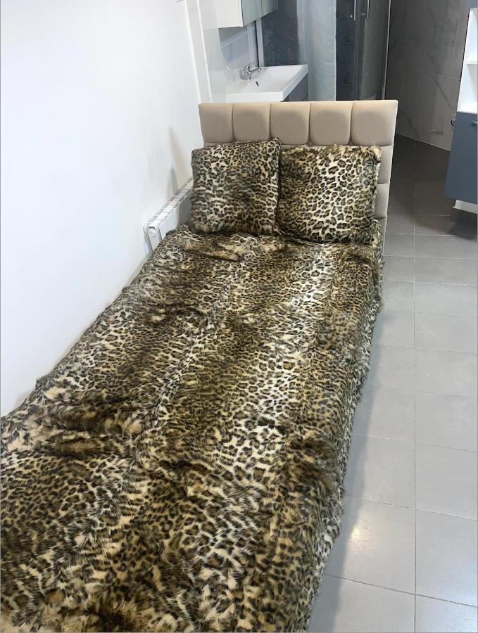 Jolie Appartement Avec 2 Chambres Partagees Paris Bagian luar foto